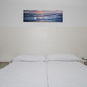 Camera economica con letto king size